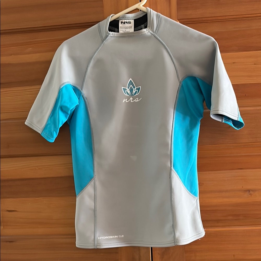 Women's NRS Hydroskin Neoprene top - Gray and Blue